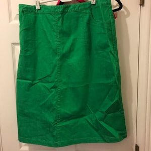 Green denim and co skirt
